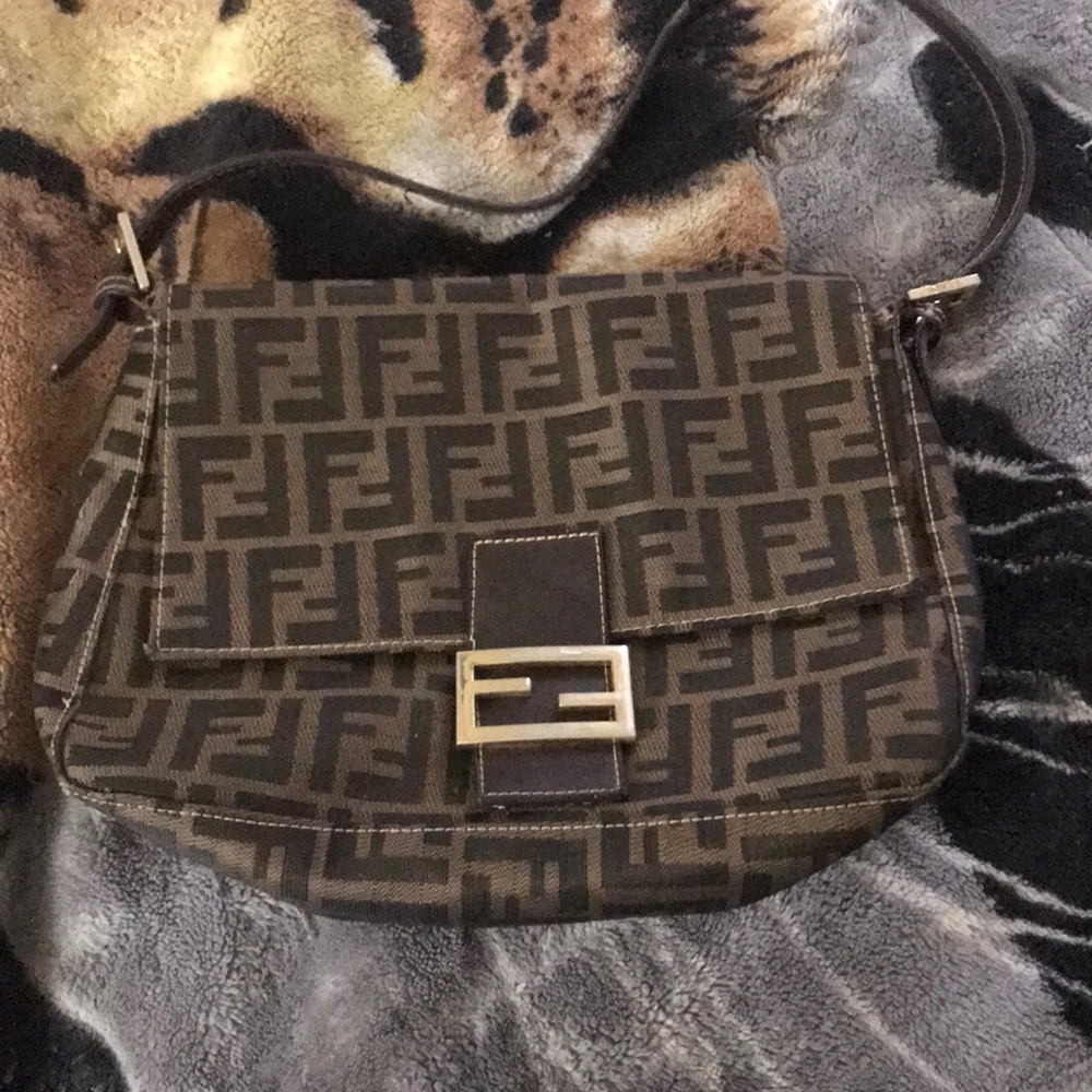 Vintage fendi bag